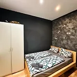 W Apartment - Brigittenau Area Mm16